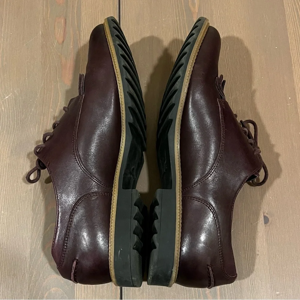 Clarks Somerset Oxfords Griffin Mabel Lace Up Kiltie Womens 9.5 Leather Oxblood
